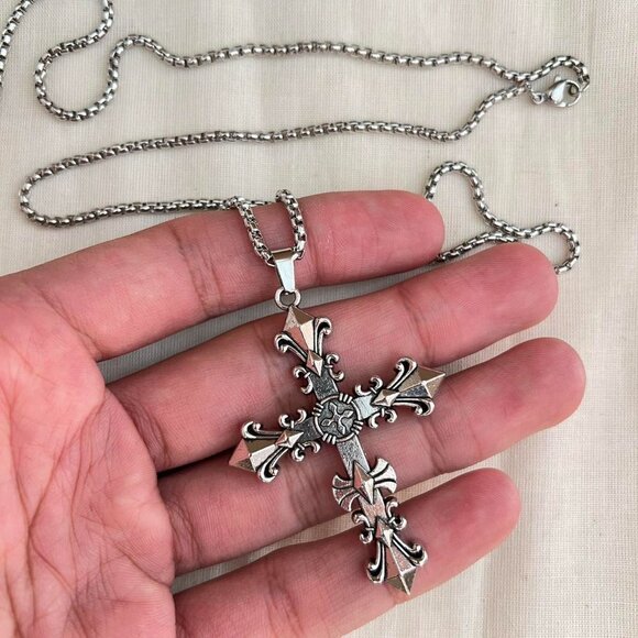 y2k 2000s grunge heavy metal punk gothic emo cross pendant necklace - Picture 3 of 8